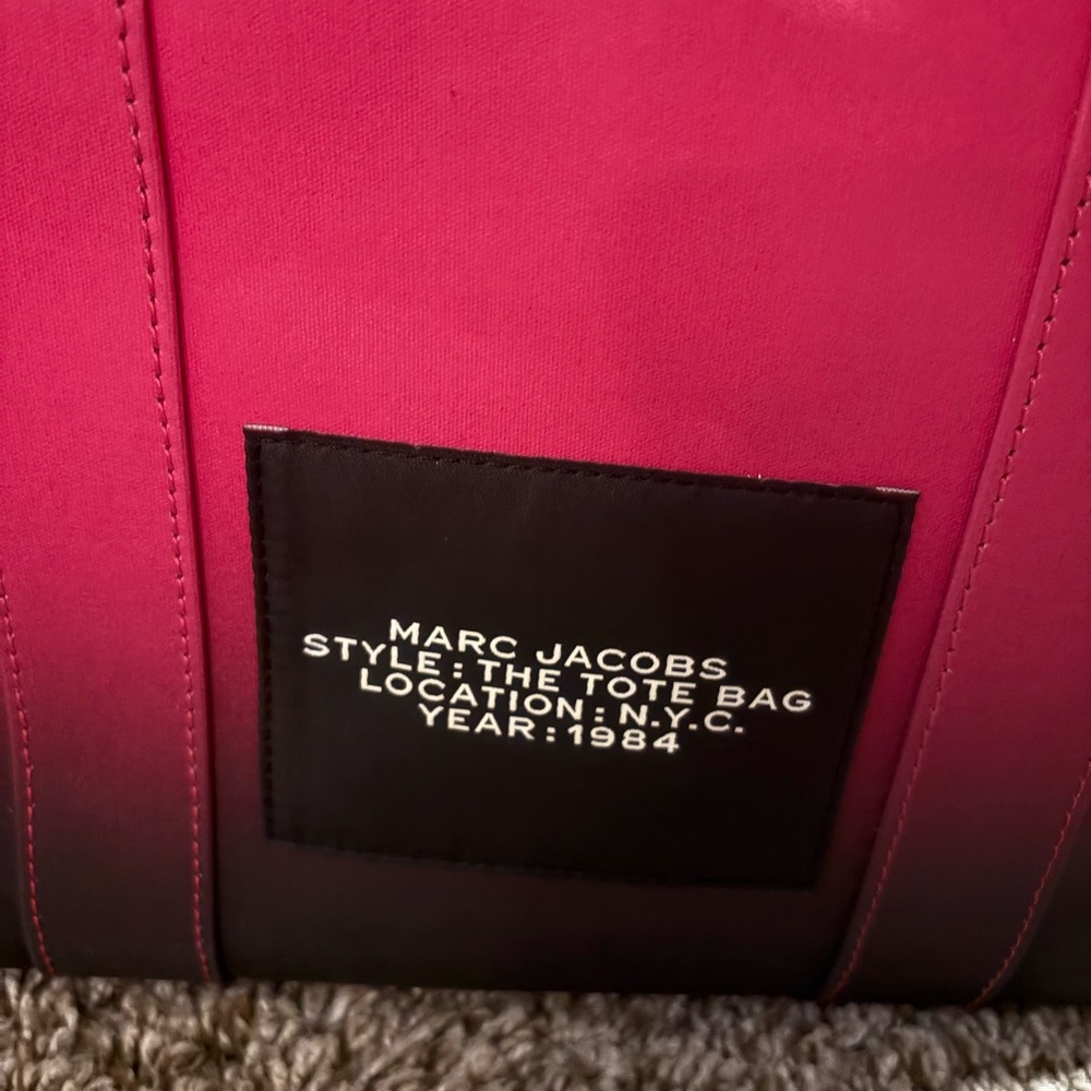 Marc Jacobs Fuchsia and Black Tote - Picture 3 of 15